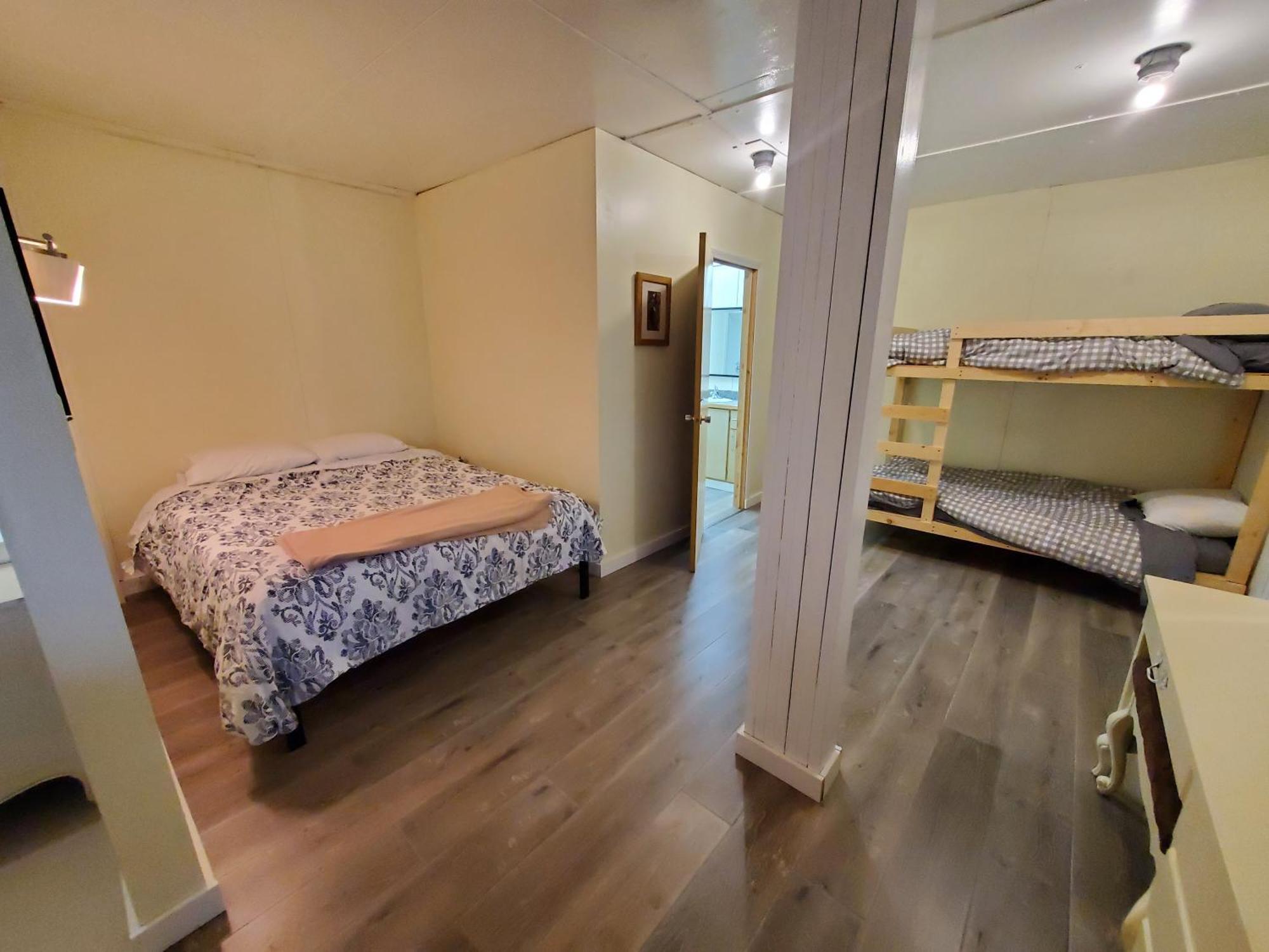 Orca Inn Alert Bay Kültér fotó